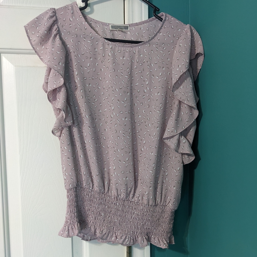 PLEIONE lilac cheetah print with flowy short sleeves size XS women's